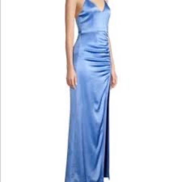 NWT. Alice + Olivia Diana V-Neck High Slit Maxi Dress Formal Gown. NWT. - Picture 7 of 17